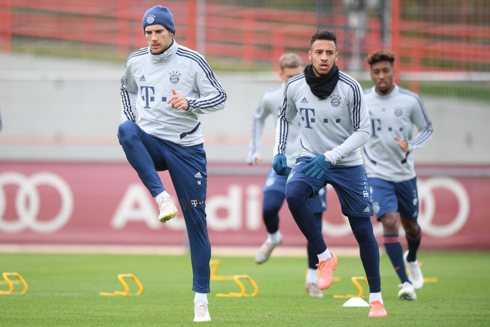 星空官网 新疆广汇迎德甲关键赛，转会期远射贴柱，气氛紧张，阵容厚度经受考验