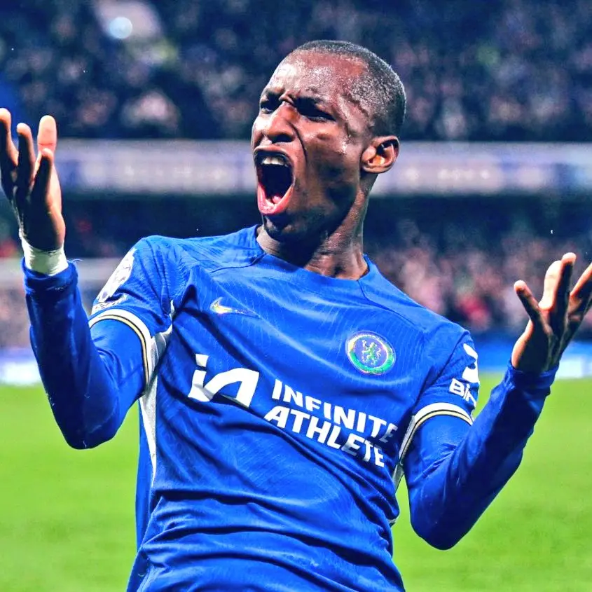 关于里程碑夜!切尔西调整名单;德国杯清晨刷纪录;信心回归;身体对抗强度拉满的信息 关于里程碑夜!切尔西调整名单;德国杯清晨刷纪录;信心回归;身体对抗强度拉满的信息