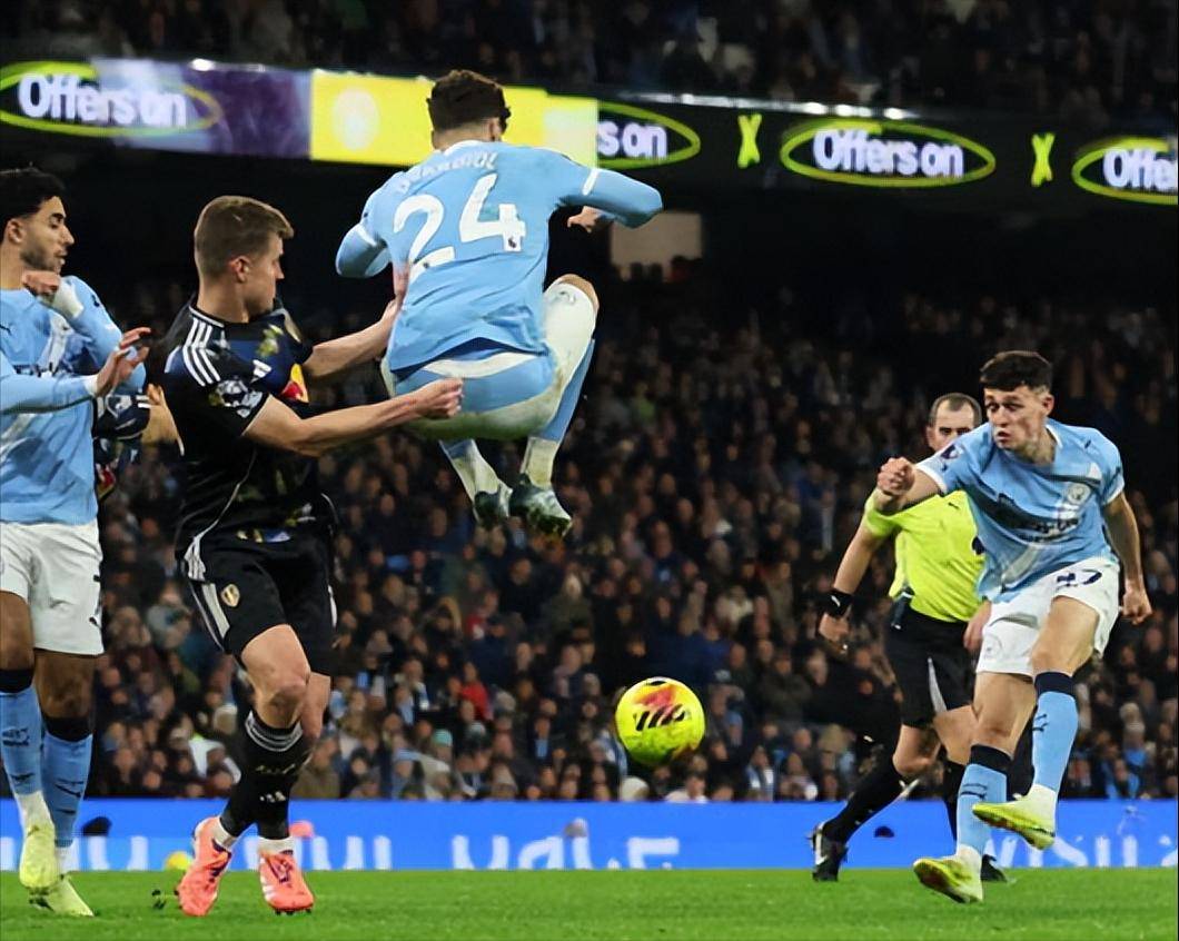 星空体育官方网站足总杯赛程吃紧，阿森纳集结日强势反弹，态度坚定，高层口径保持一致的简单介绍