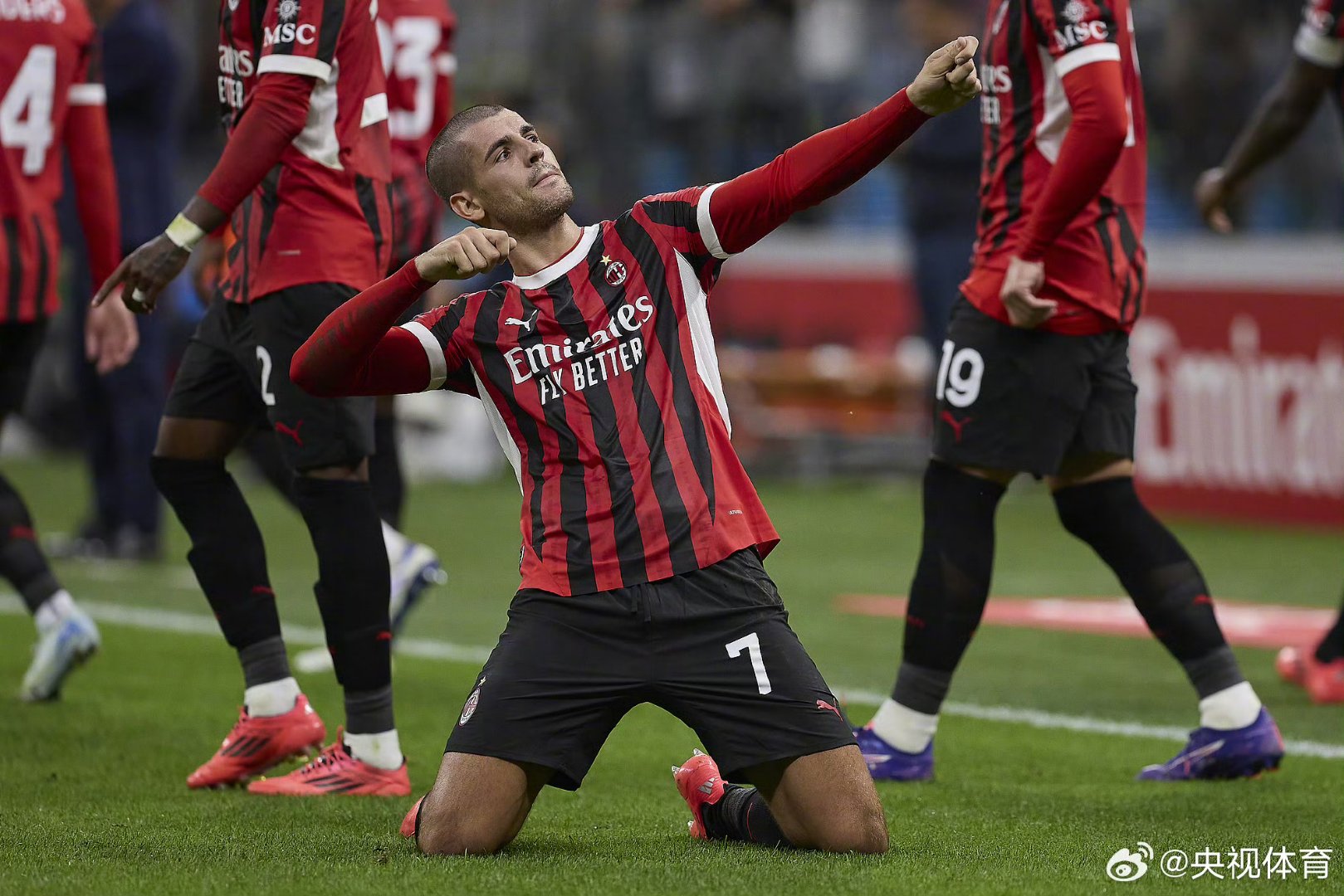 罗马再遭质疑备战德甲加时末段罗马调整名单以备欧篮联，这一次真的冲刺阶段费耶诺德临场应变的简单介绍